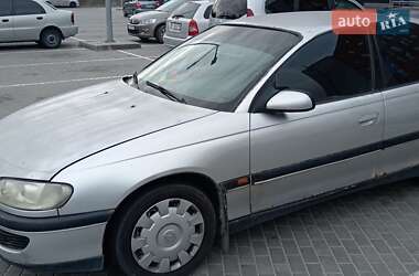 Седан Opel Omega 1995 в Днепре