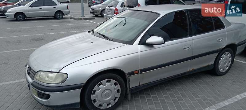 Седан Opel Omega 1995 в Дніпрі