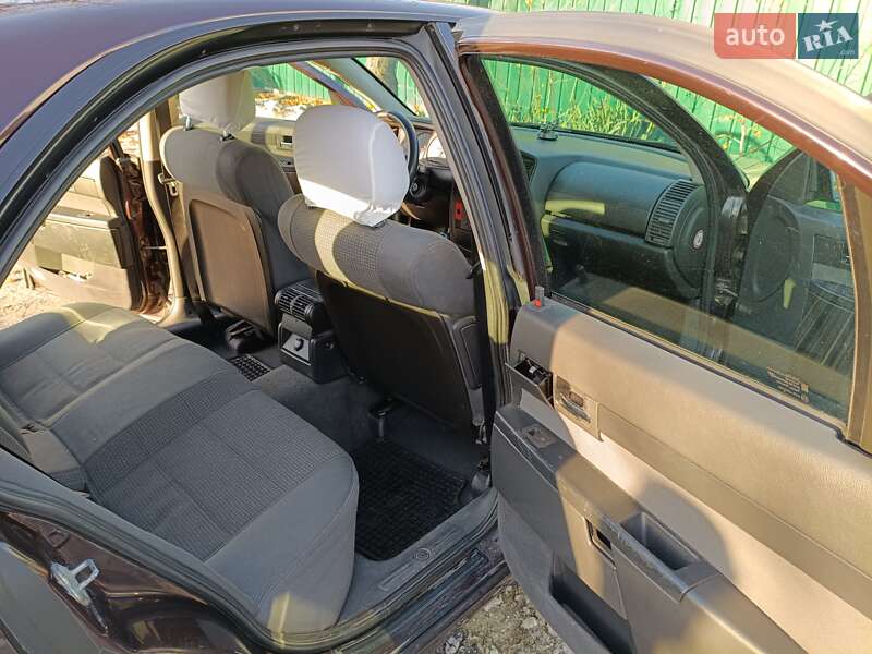 Седан Opel Omega 2000 в Запоріжжі фото 9 Седан Opel Omega 2000 в Запоріжжі