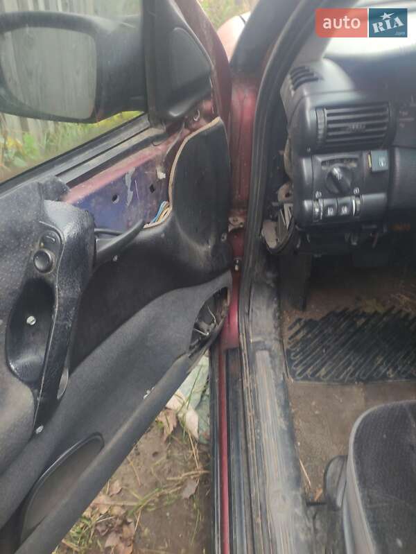 Универсал Opel Omega 1995 в Белогородке