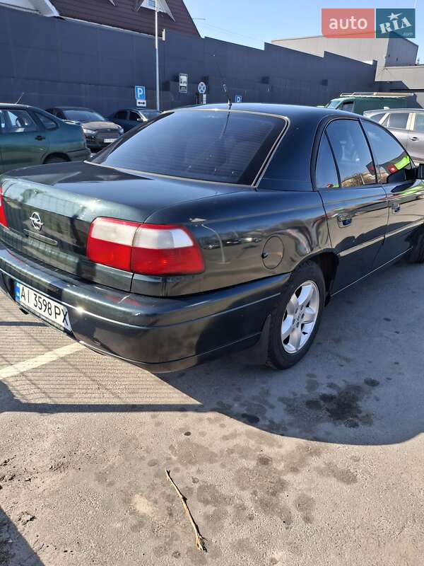 Седан Opel Omega 2003 в Василькове