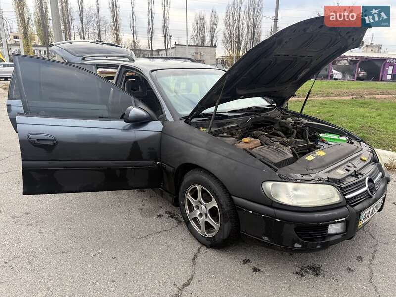 Універсал Opel Omega 1996 в Києві