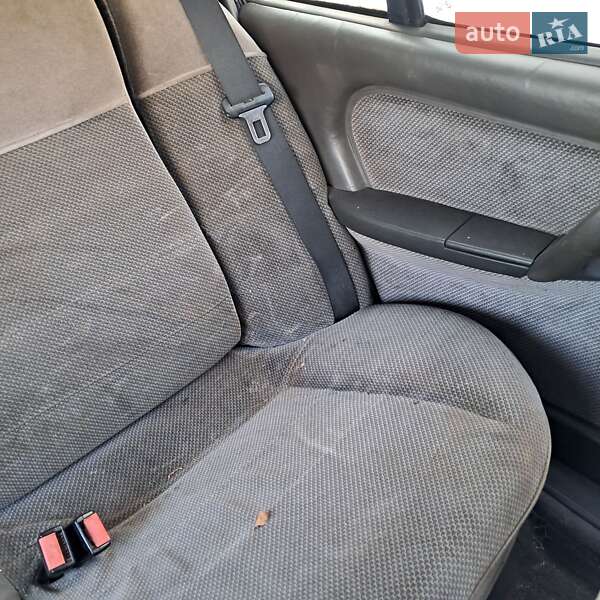 Седан Opel Omega 1989 в Дрогобыче