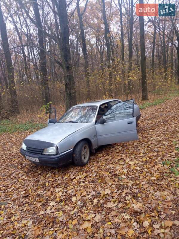Седан Opel Omega 1989 в Городке фото 5 Седан Opel Omega 1989 в Городке