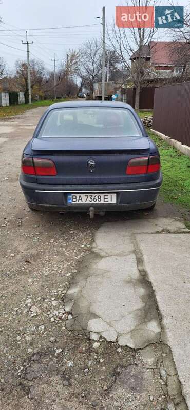 Седан Opel Omega 1995 в Кропивницком