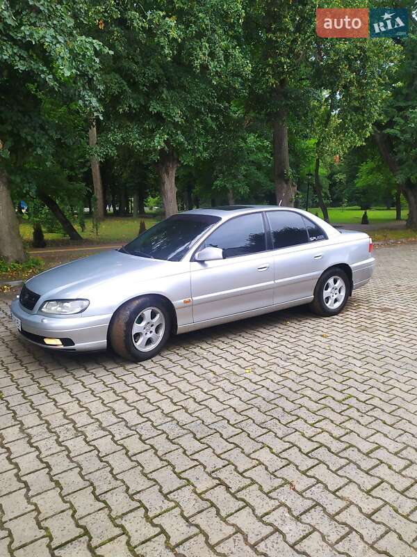 Седан Opel Omega 1999 в Сокирянах