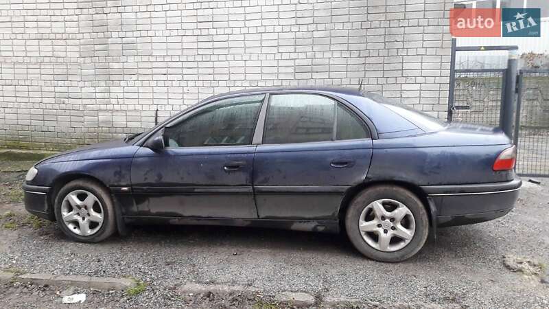 Седан Opel Omega 1998 в Дніпрі