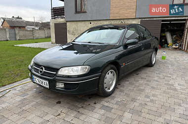 Седан Opel Omega 1998 в Дубно