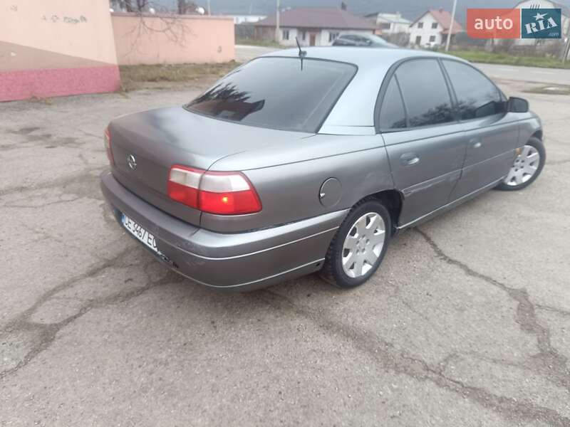 Opel Omega 2000 Opel Omega 2000