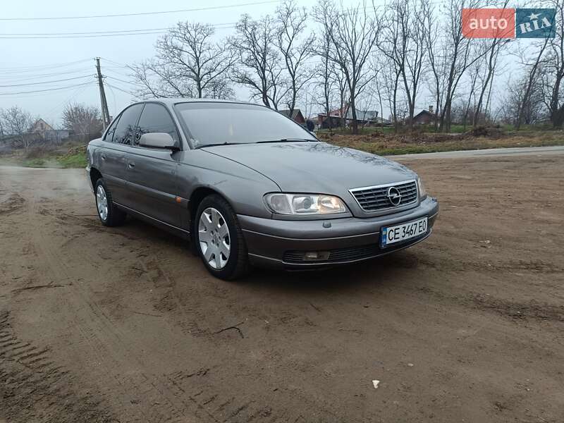 Opel Omega 2000