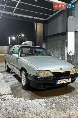 Седан Opel Omega 1989 в Одессе