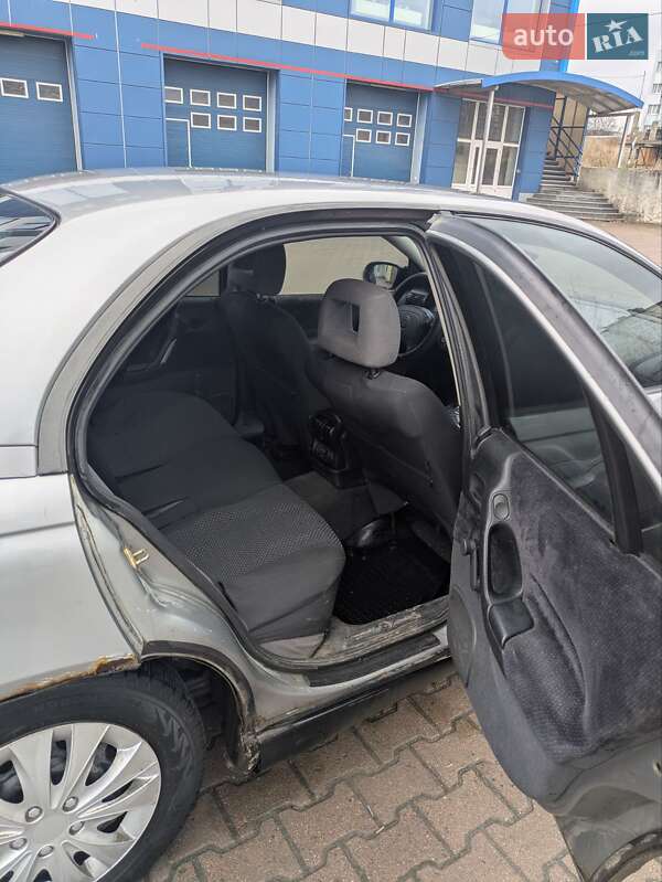 Седан Opel Omega 1995 в Івано-Франківську