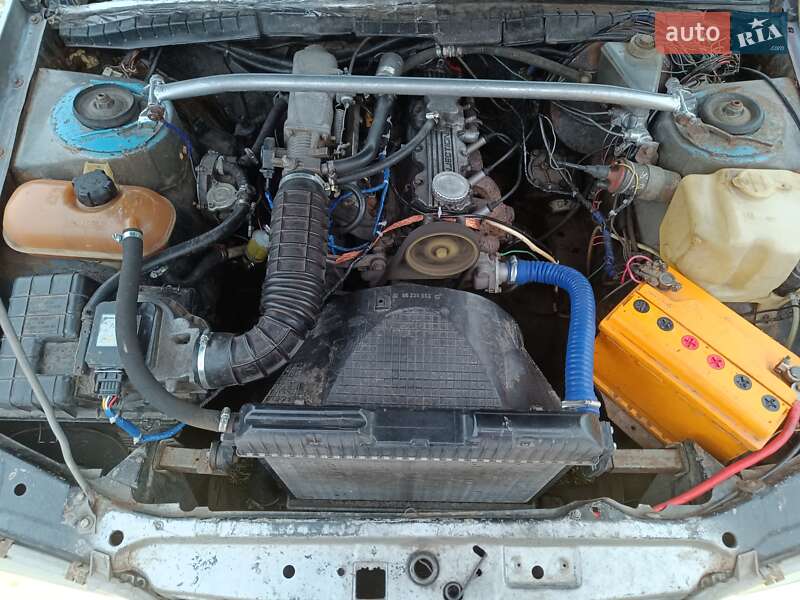 Седан Opel Omega 1988 в Запорожье фото 11 Седан Opel Omega 1988 в Запорожье