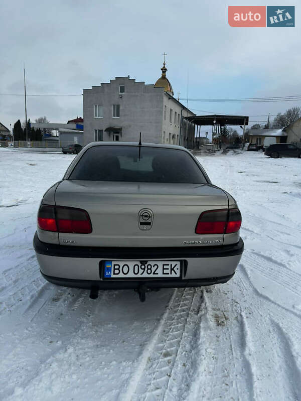 Седан Opel Omega 1998 в Бучачі
