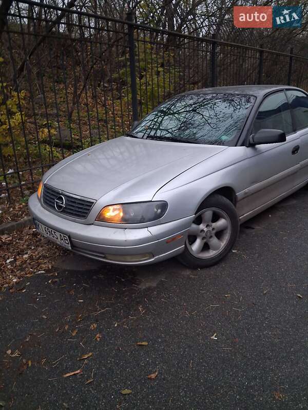Седан Opel Omega 2003 в Борзне