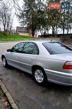 Седан Opel Omega 2000 в Ізмаїлі