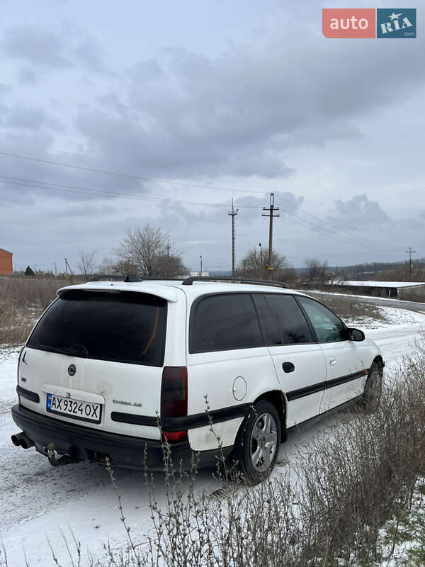 Универсал Opel Omega 1995 в Червоному Донце