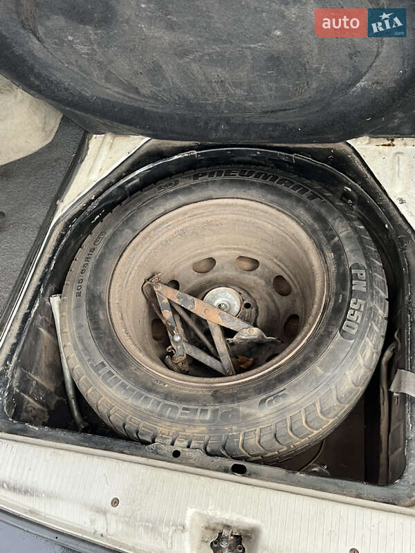 Универсал Opel Omega 1995 в Червоному Донце