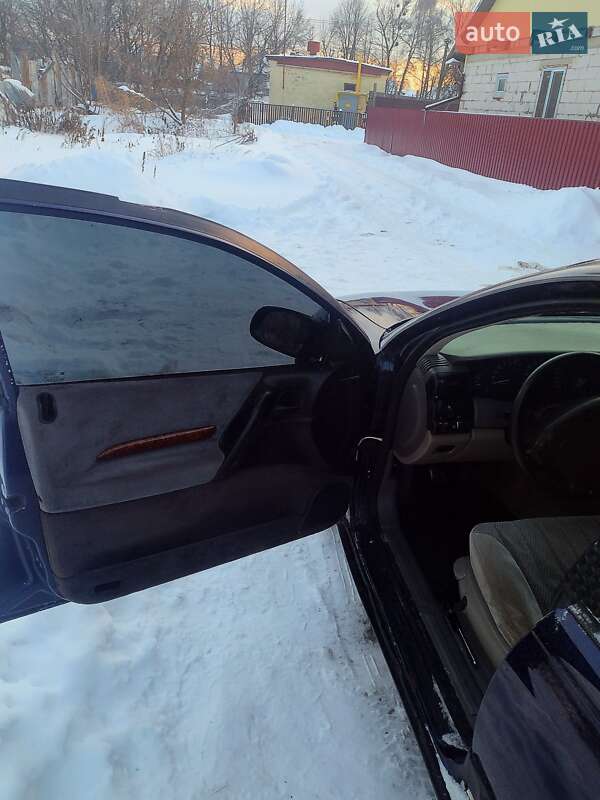 Седан Opel Omega 1995 в Житомирі