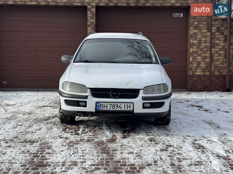 Универсал Opel Omega 1995 в Одессе