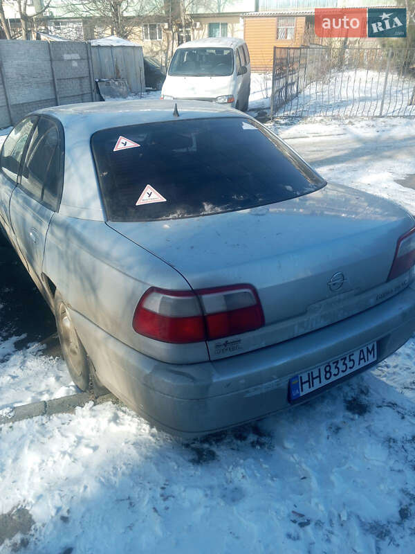 Седан Opel Omega 2000 в Одессе