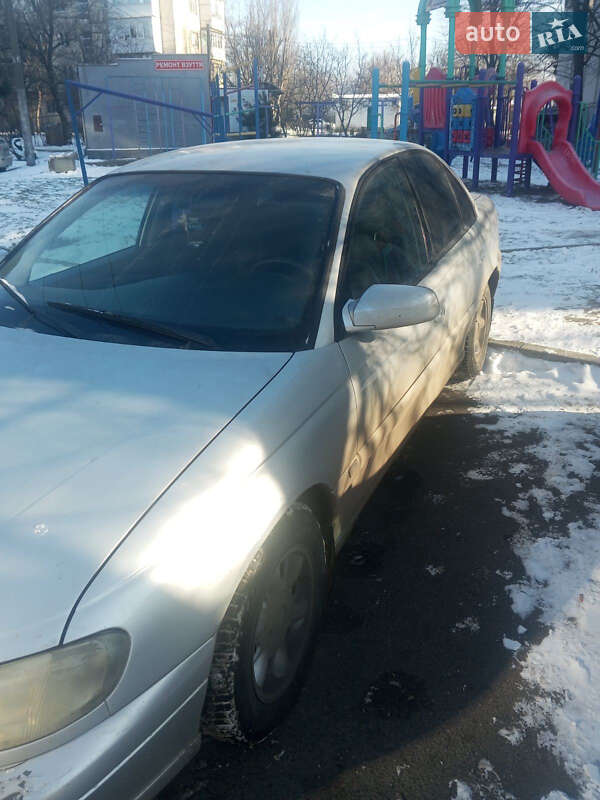 Седан Opel Omega 2000 в Одессе