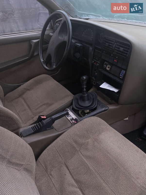 Седан Opel Omega 1987 в Умани фото 4 Седан Opel Omega 1987 в Умани