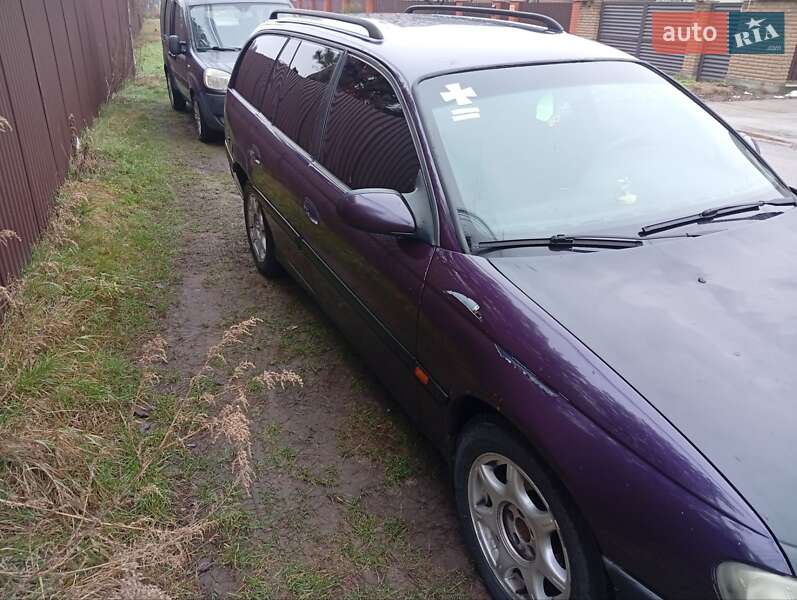 Универсал Opel Omega 1995 в Киеве