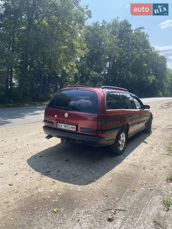 Универсал Opel Omega 1995 в Волочиске