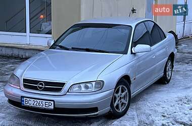 Седан Opel Omega 2000 в Львове