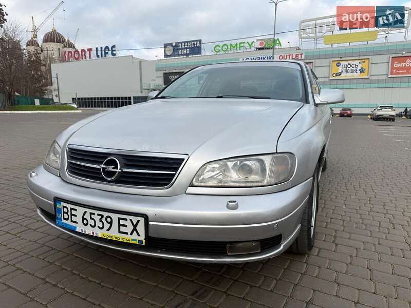 Opel Omega 2000
