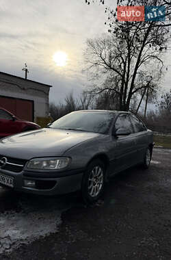 Седан Opel Omega 1995 в Апостолово