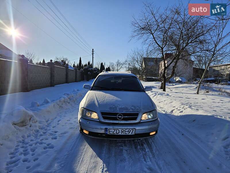 Универсал Opel Omega 2003 в Ровно