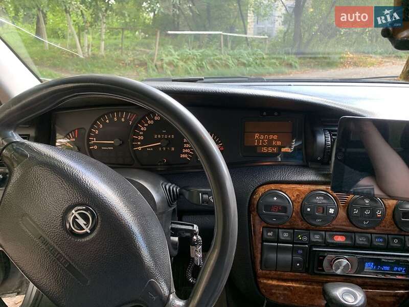 Седан Opel Omega 1997 в Каменец-Подольском