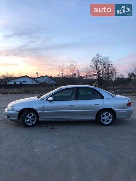 Седан Opel Omega 2001 в Виннице