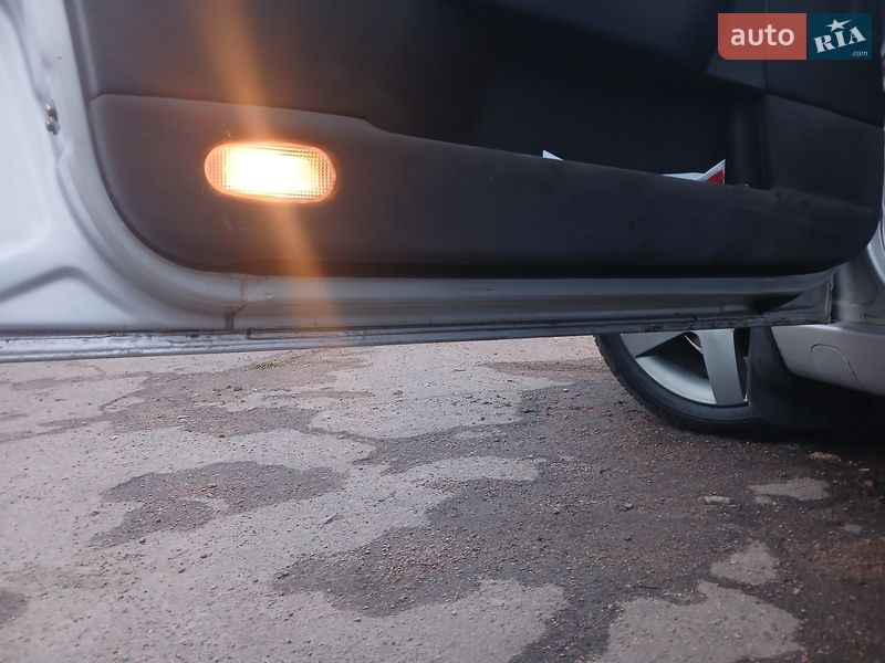 Седан Opel Omega 2002 в Новомиргороде