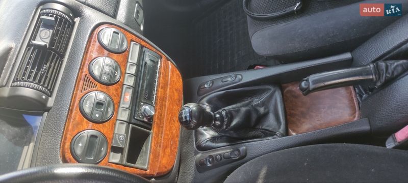 Седан Opel Omega 1999 в Киеве