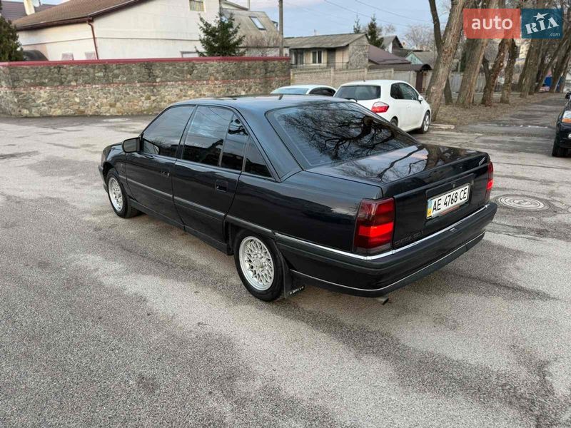 Седан Opel Omega 1992 в Дніпрі