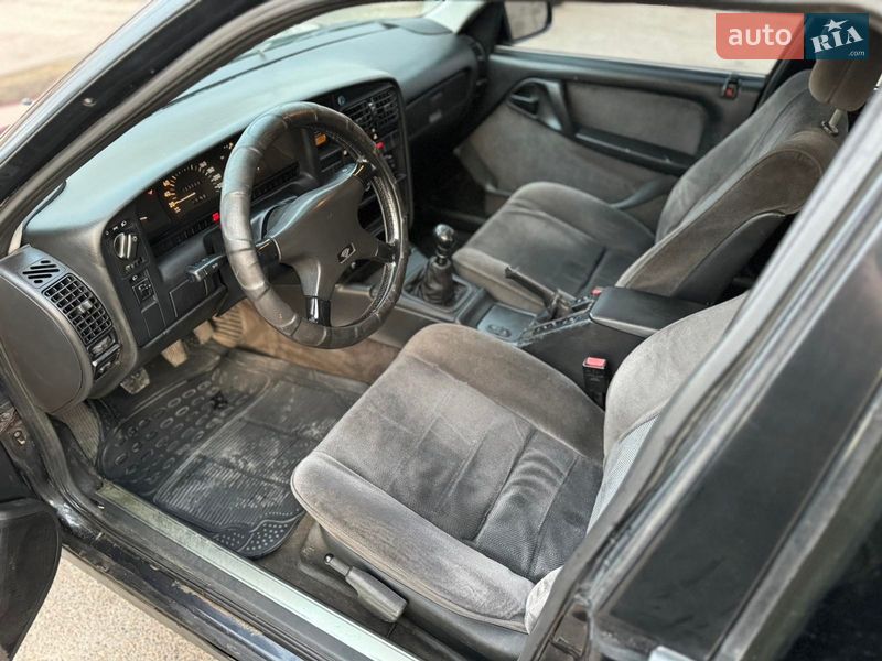 Седан Opel Omega 1992 в Дніпрі