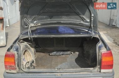 Седан Opel Omega 1988 в Києві