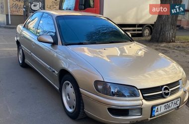 Седан Opel Omega 1998 в Киеве