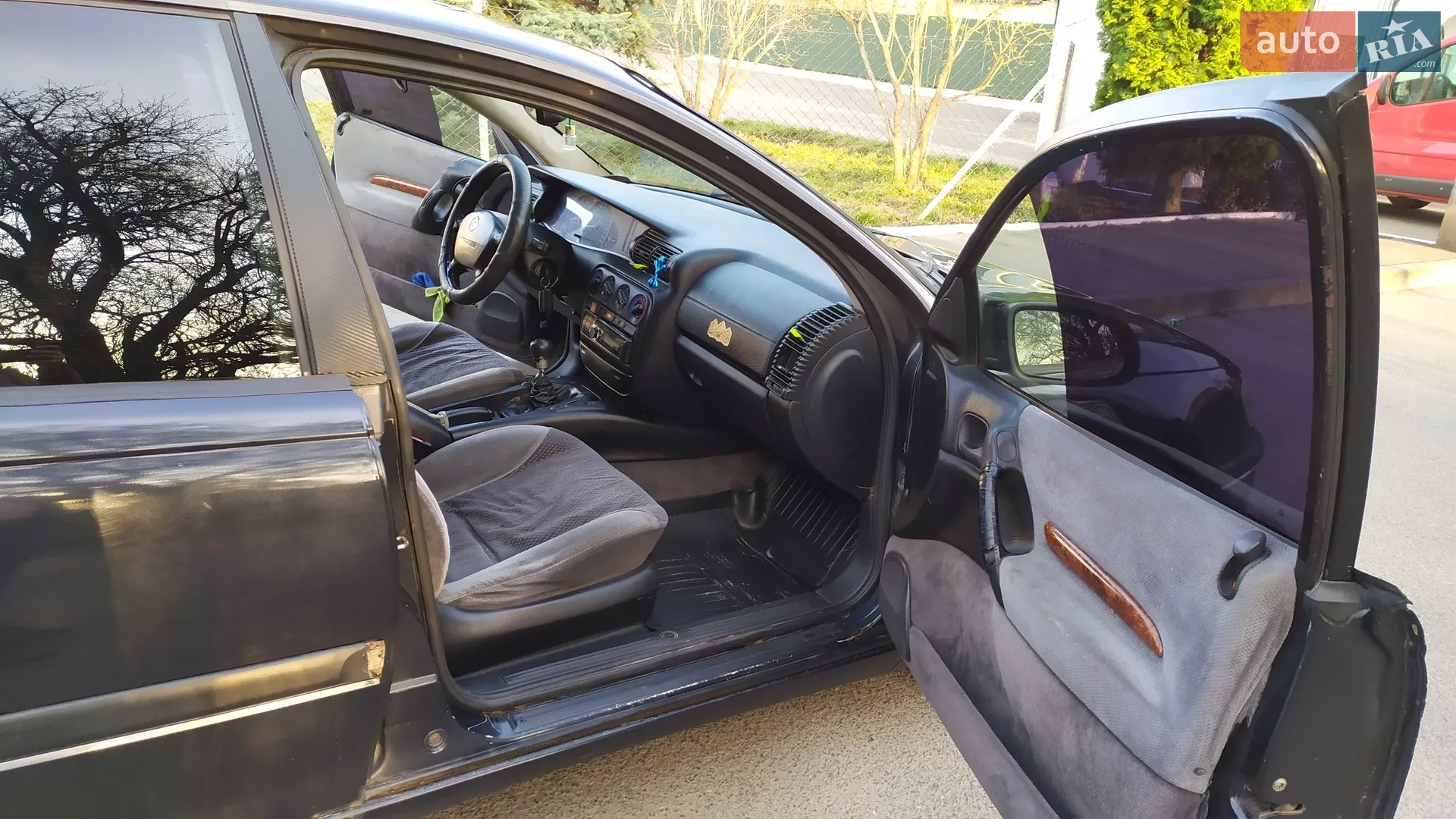 Opel Omega 1995 VIN W0L000026S1073810 фото оголошення 14 з 19