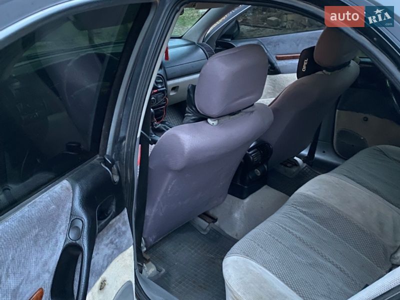 Седан Opel Omega 1995 в Могилев-Подольске фото 14 Седан Opel Omega 1995 в Могилев-Подольске