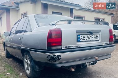 Седан Opel Omega 1988 в Ямполі