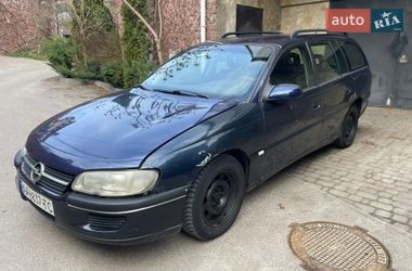 Універсал Opel Omega 1996 в Києві