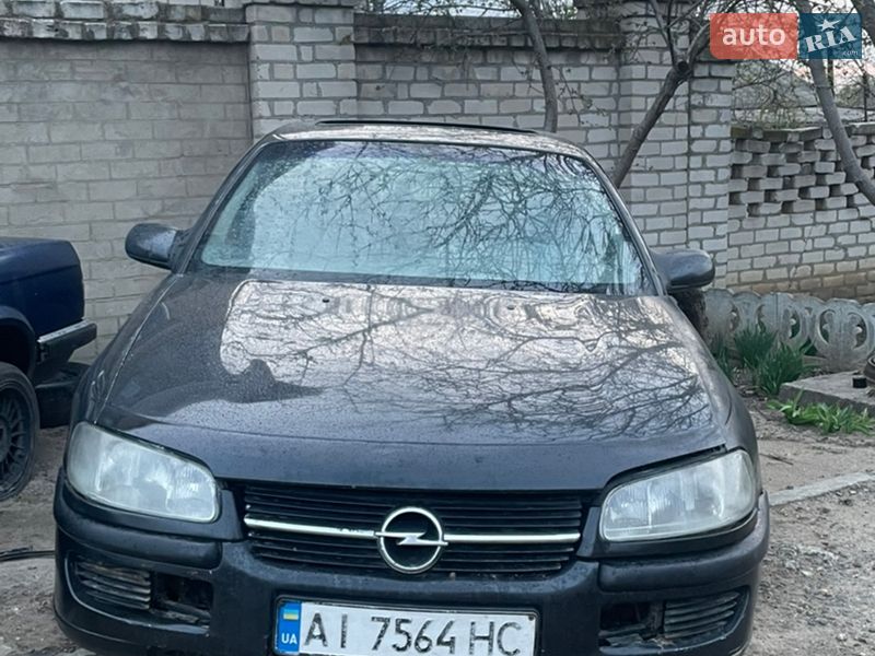 Седан Opel Omega 1995 в Вітовському районі