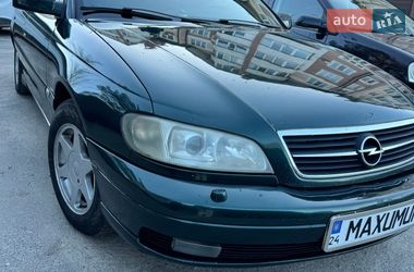 Седан Opel Omega 2000 в Буче