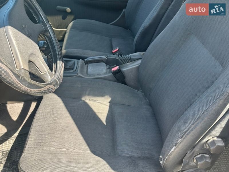 Седан Opel Omega 1989 в Хмельницькому