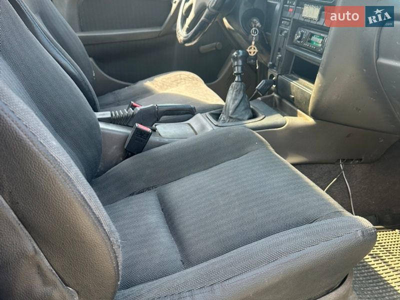 Седан Opel Omega 1989 в Хмельницькому