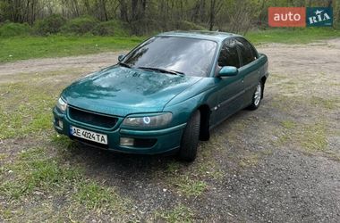 Седан Opel Omega 1994 в Днепре